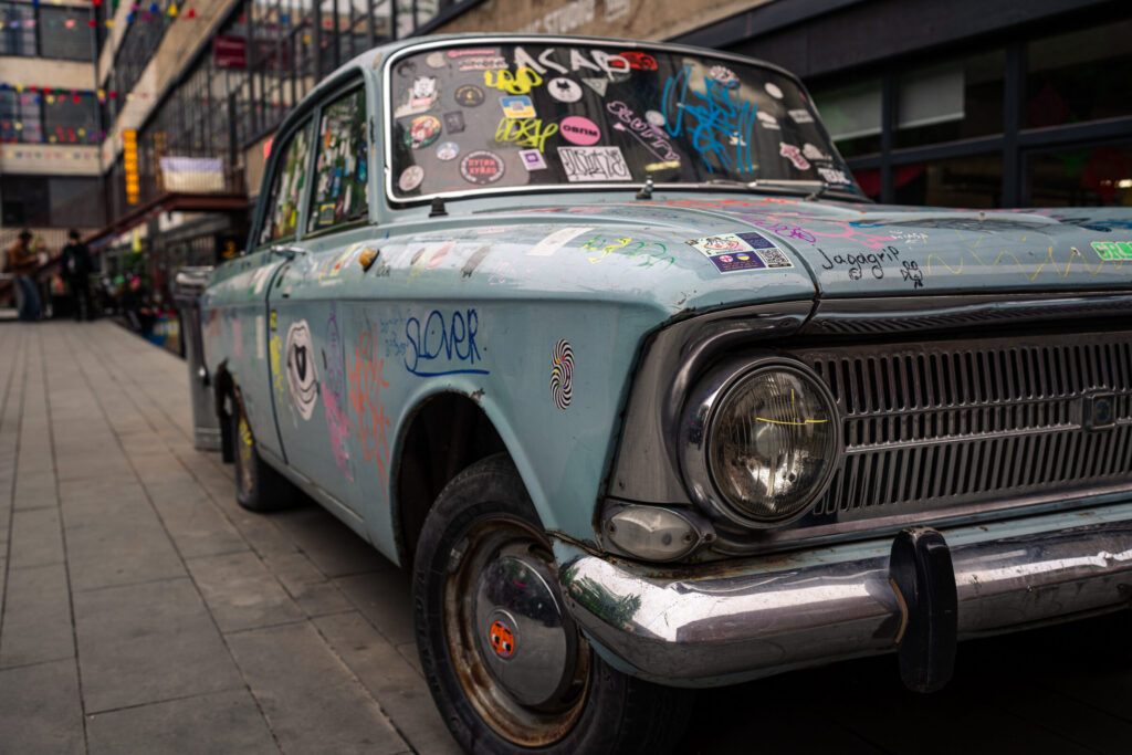 Tbilisi graffiti vintage car